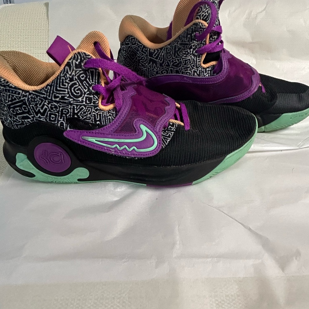Nike Men's KD Trey 5 Sneakers in Purple and Black
